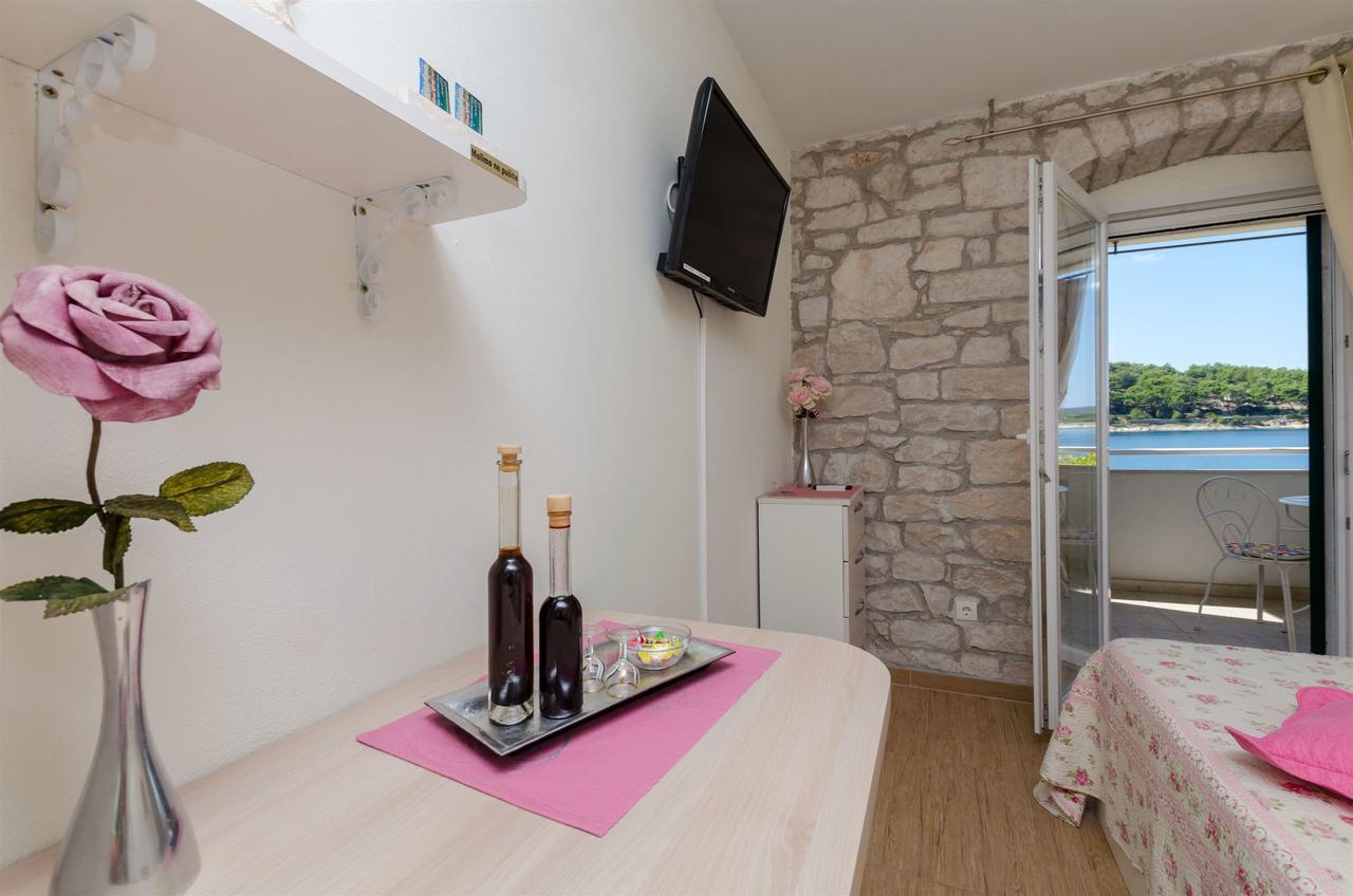 Apartments Djurdjica Povlja  Exterior photo
